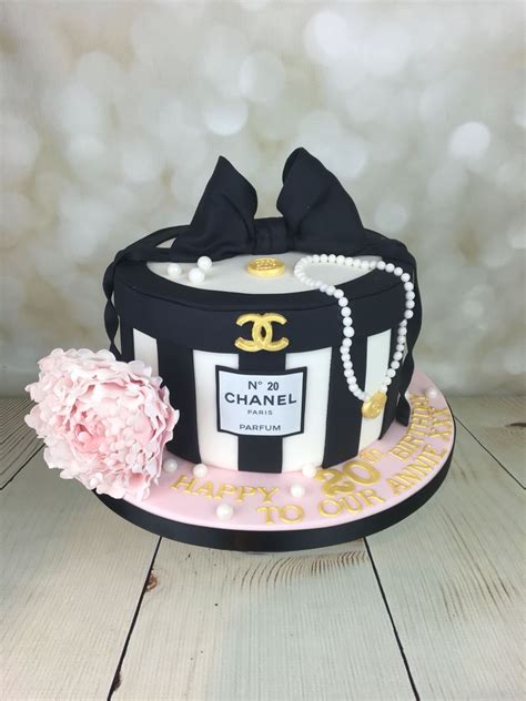 chanel hat box cake|chanel birthday party themes.